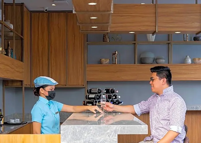 Bayfront Capitol Site Hotel 3*