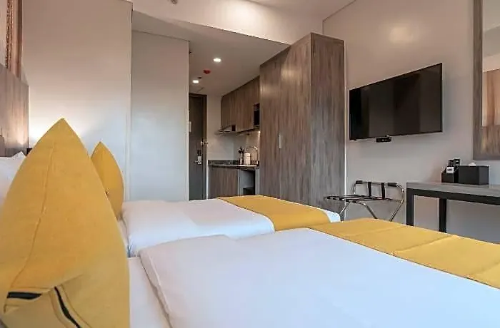 Bayfront Capitol Site Hotel Cebu